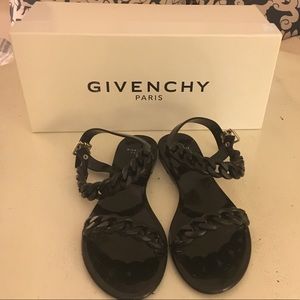 NIB Givenchy Blck Nea Chain Jelly Sandals size 7